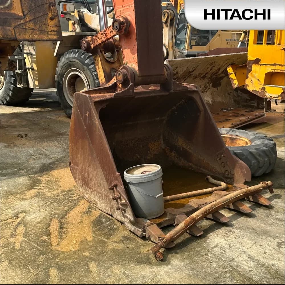 Hitachi EX225USR 16