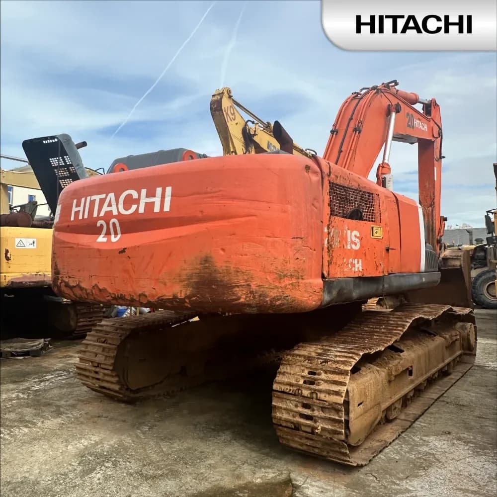 Hitachi Zaxis225USR 29