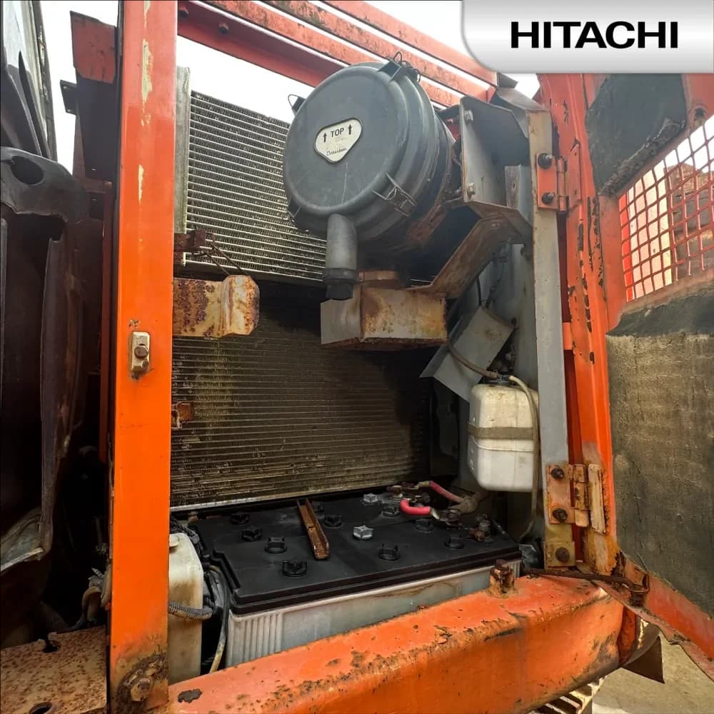 Hitachi Zaxis225USR 7