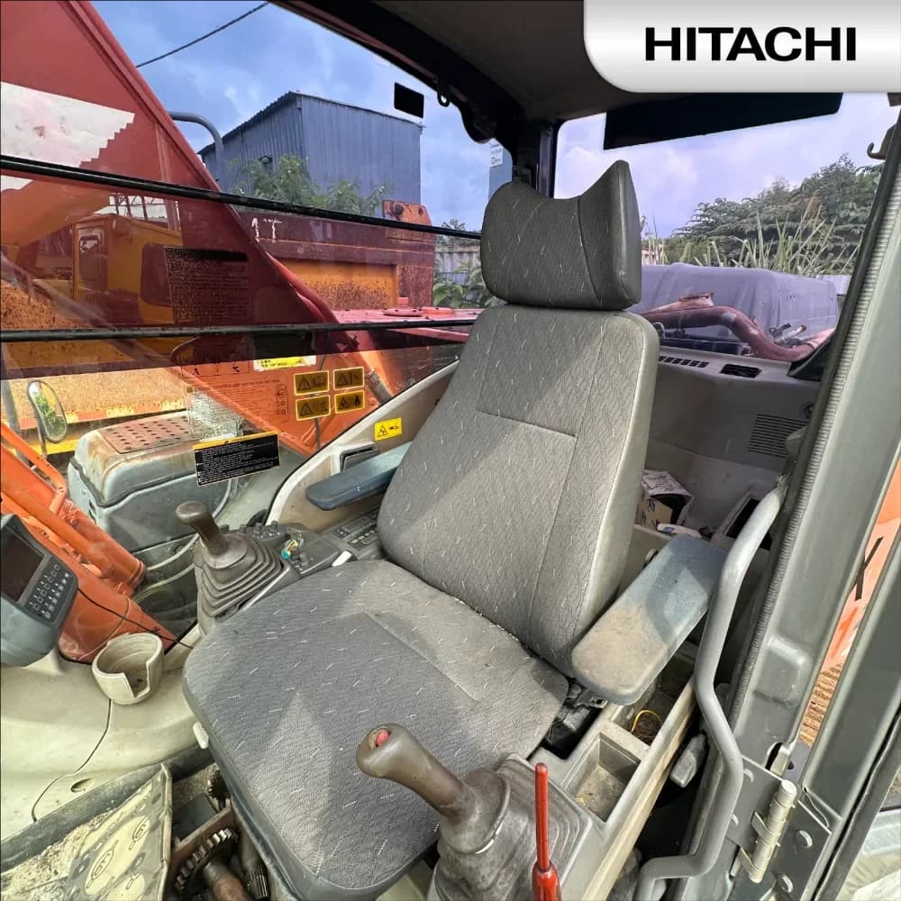 Hitachi ZX200 16