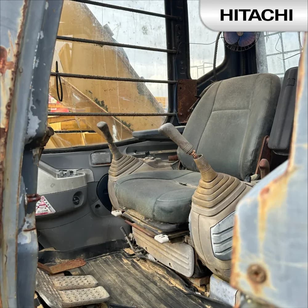 Hitachi ZX200 23