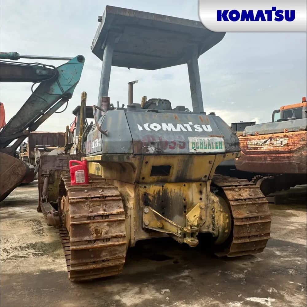 Komatsu D65EX-12 9