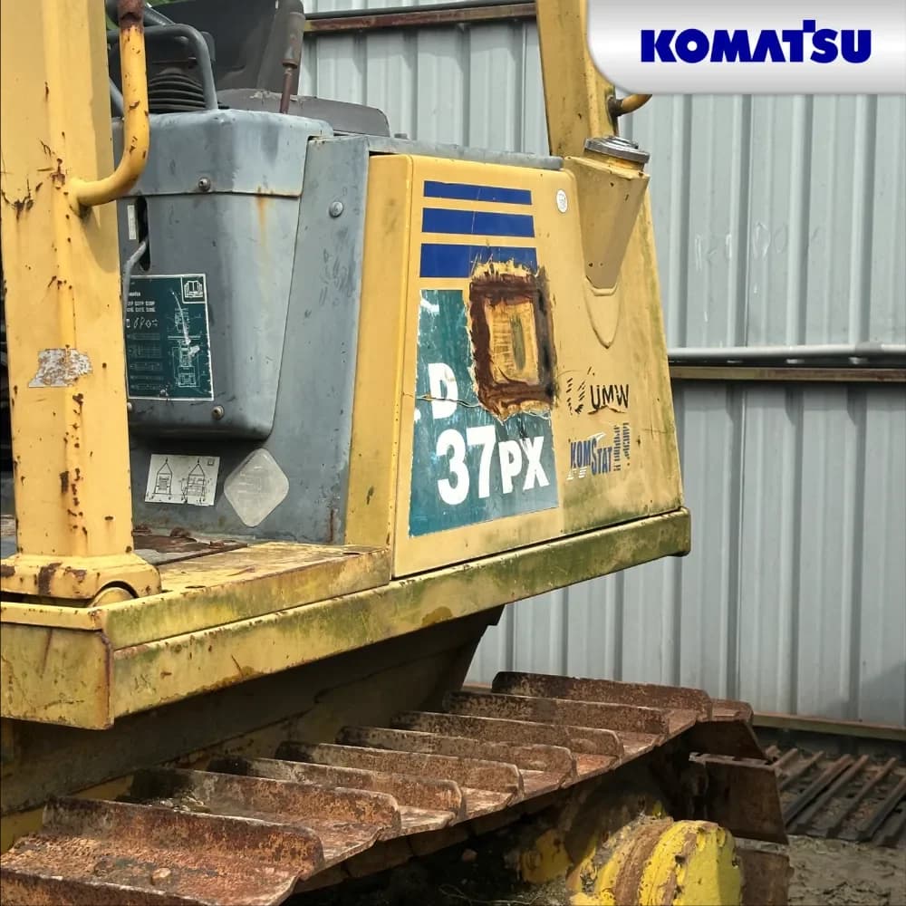 Komatsu D65EX-12 16