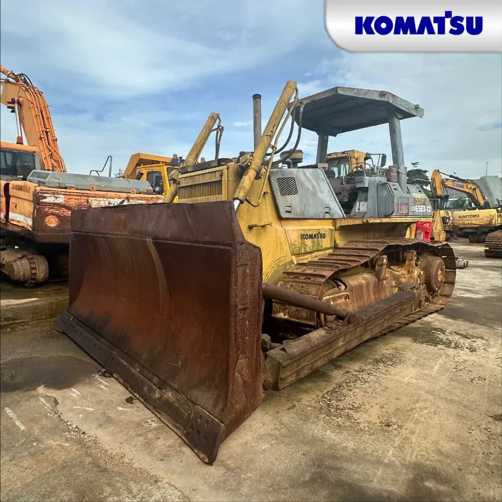 Komatsu D65EX-12 6