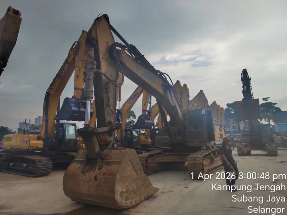 XCMG XE215C 8